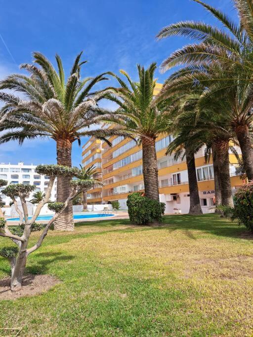 Holiday Center Apartamento Vistas Mar, Acceso Directo Playa Y Piscina Roses Exterior photo
