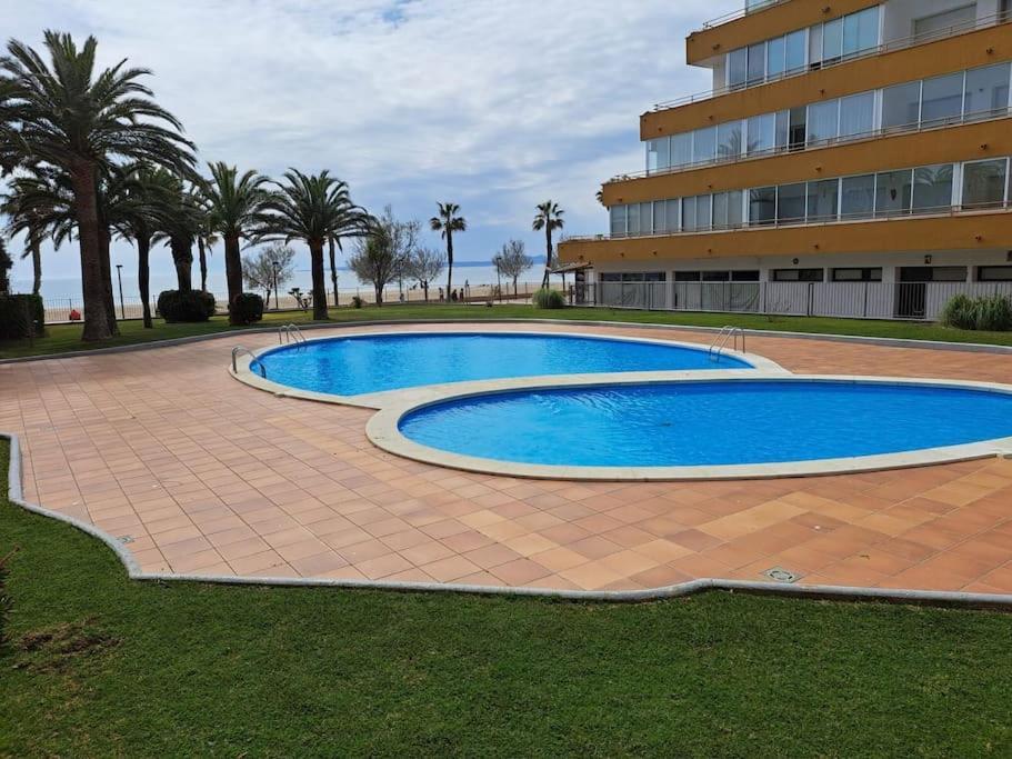 Holiday Center Apartamento Vistas Mar, Acceso Directo Playa Y Piscina Roses Exterior photo